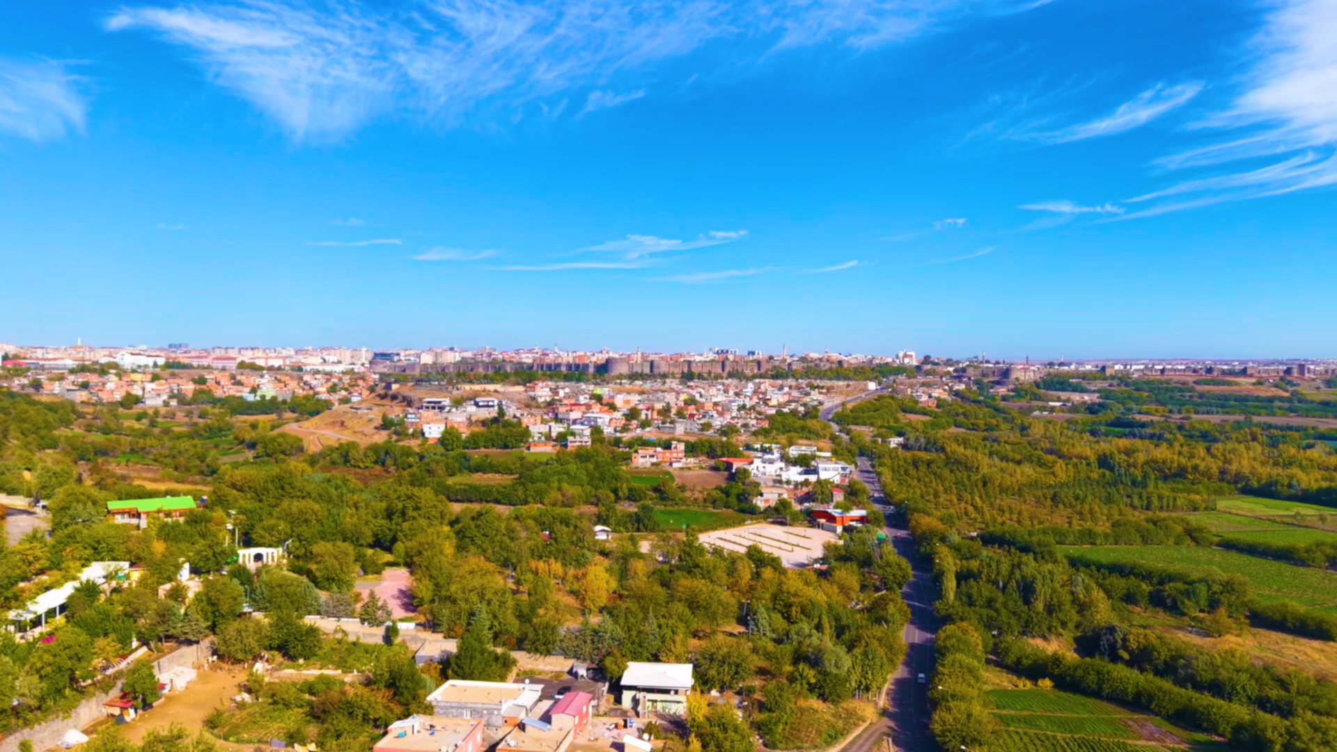 U N E S C O L I S T E S I N D E K I 8 B I N Y I L L I K H E V S E L 995804 295414