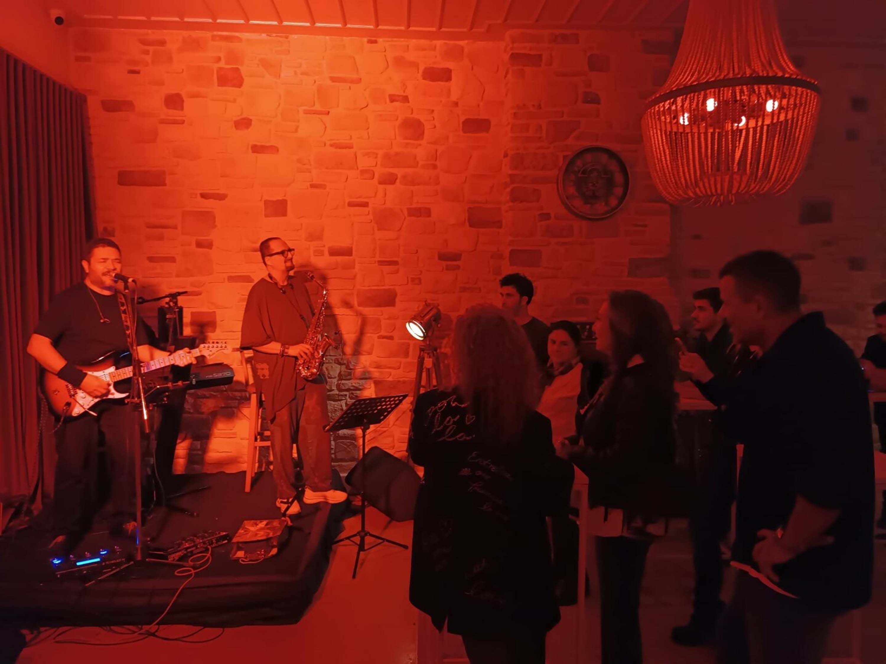 2 M U H E N D I S V E 1 C E R R A H O G R E N C I L E R E B U R S 1052877 312396