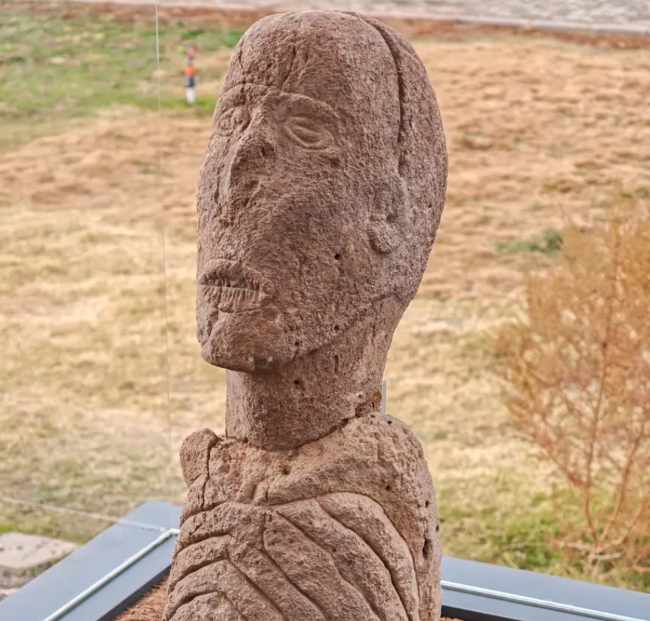 2025 I N E N O N E M L I 10 A R K E O L O J I K K E S F I 1074536 318852