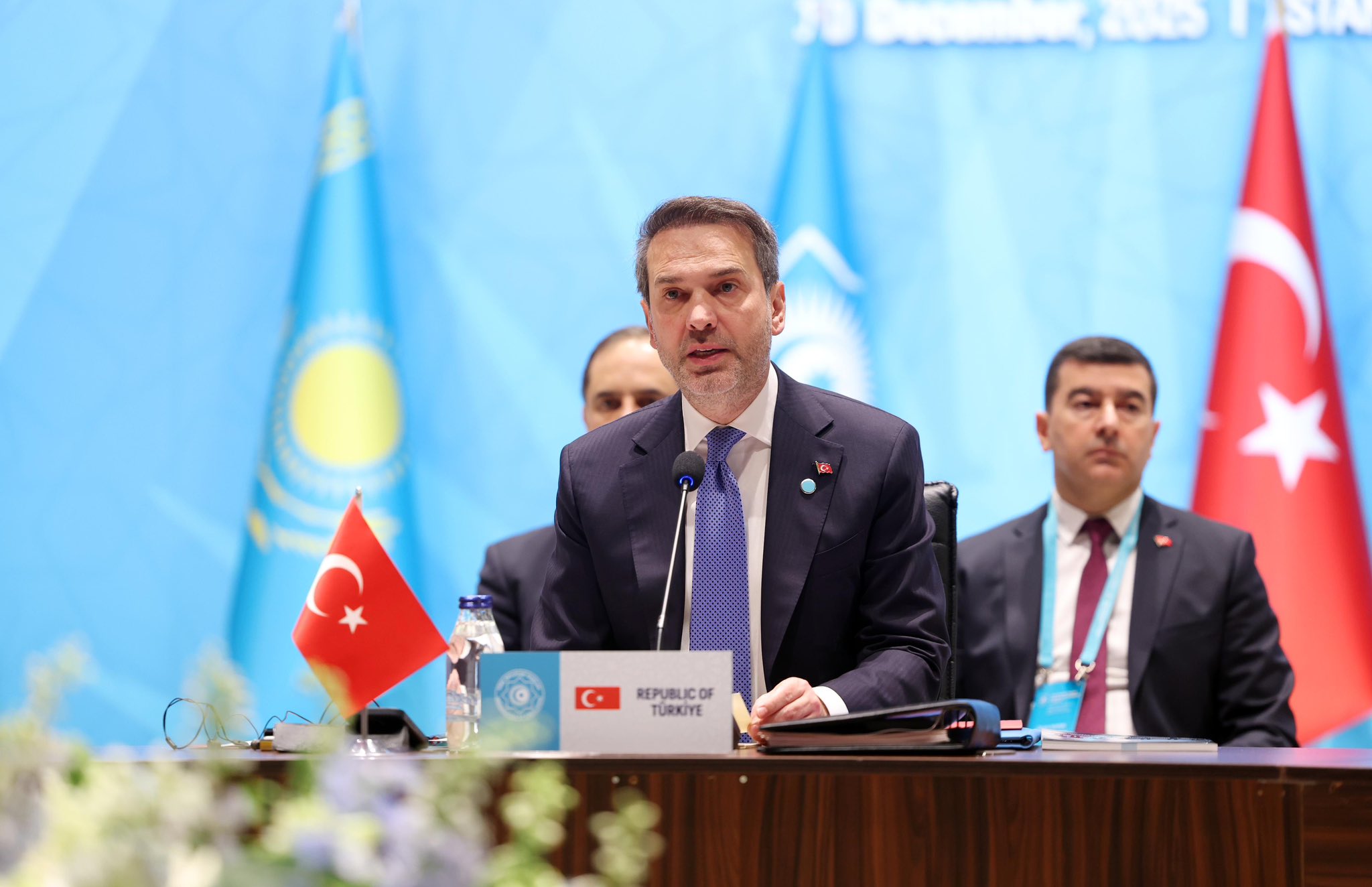 B A K A N B A Y R A K T A R K U R U L U G U C U M U Z U N 3 T E 1 1074379 318773