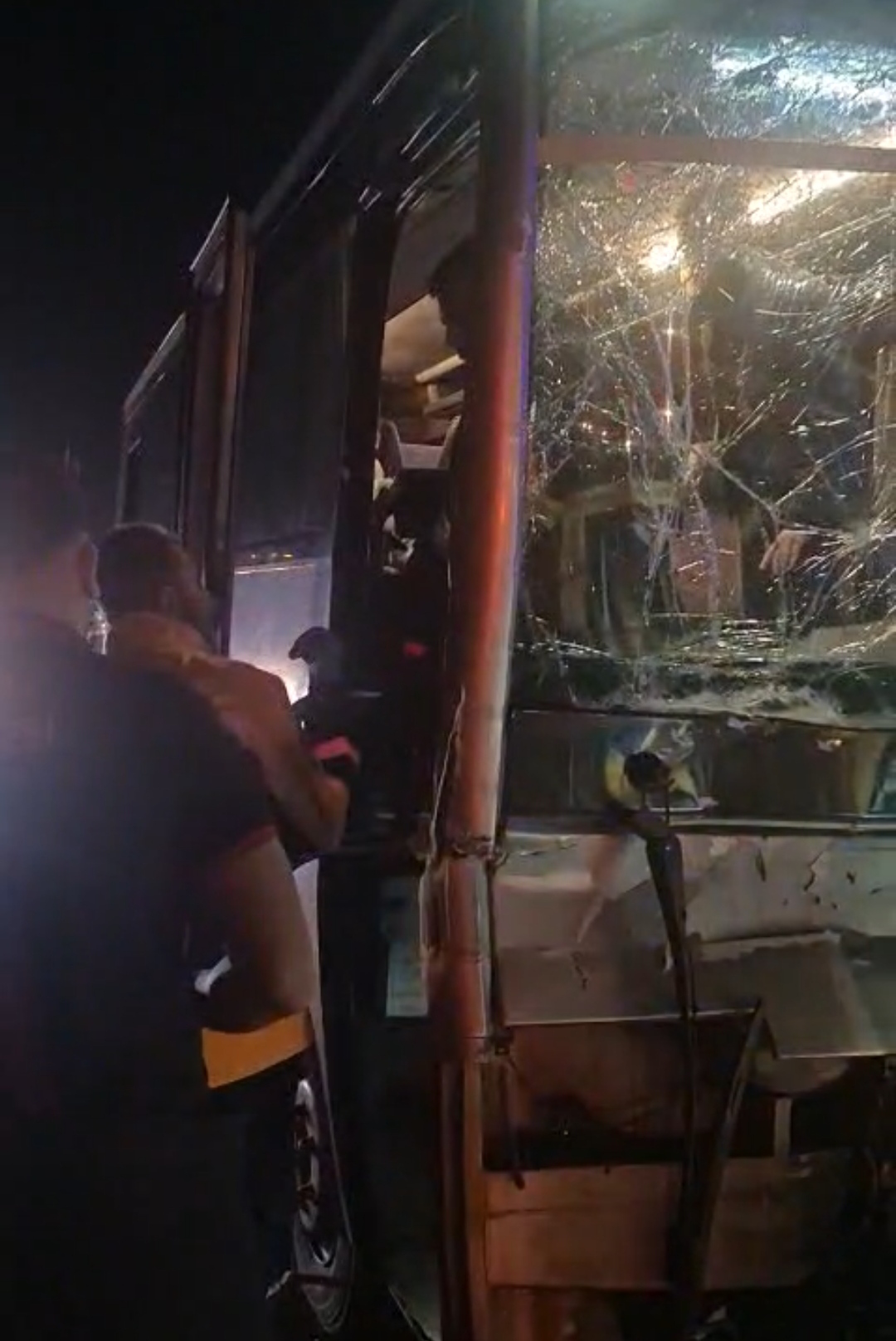 B A T M A N’ D A M I D I B U S C E K I C I Y E C A R P T I 11 Y A 1075548 319115