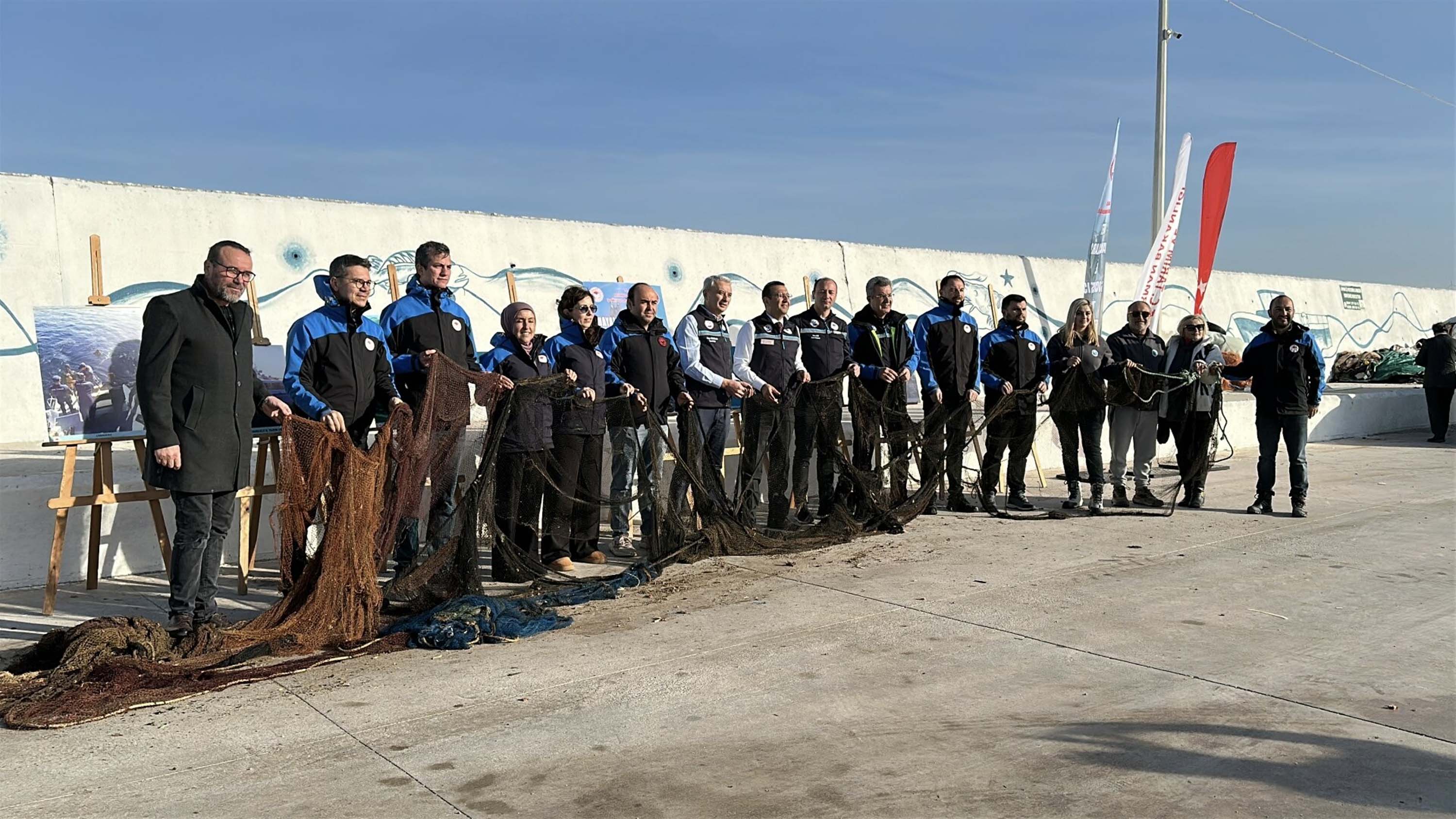 C A N A K K A L E B O G A Z I N D A H A Y A L E T A G T E M I Z L I G 1058630 314154