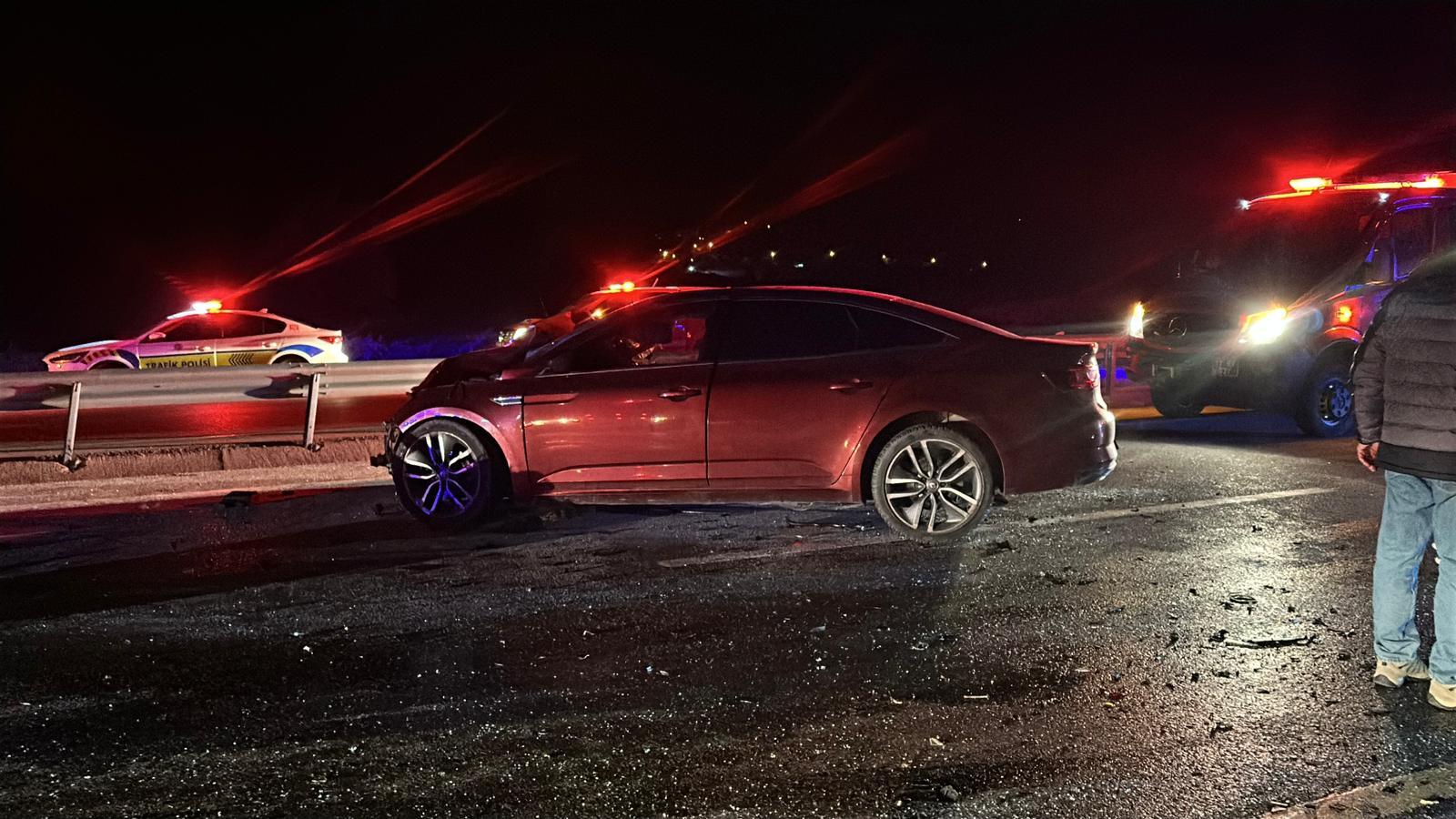 C A N A K K A L E D E 2 O T O M O B I L C A R P I S T I 5 O L U 1072898 318356