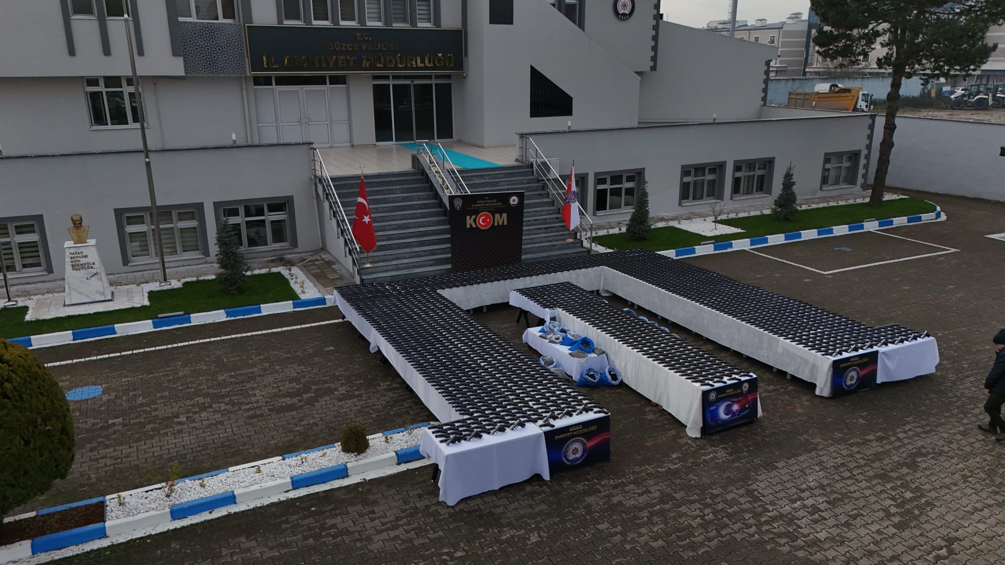 D U Z C E D E S I L A H K A C A K C I L I G I O P E R A S Y O N U N D A 1078075 320730