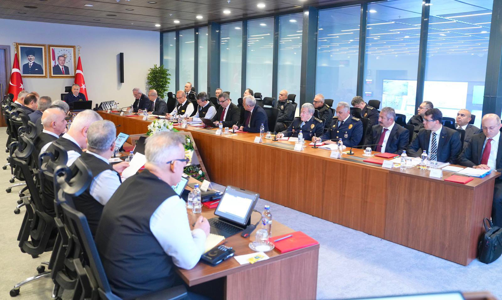 I C I S L E R I B A K A N L I G I N D A N Y E N I Y I L T E D B I R L 1075627 319139