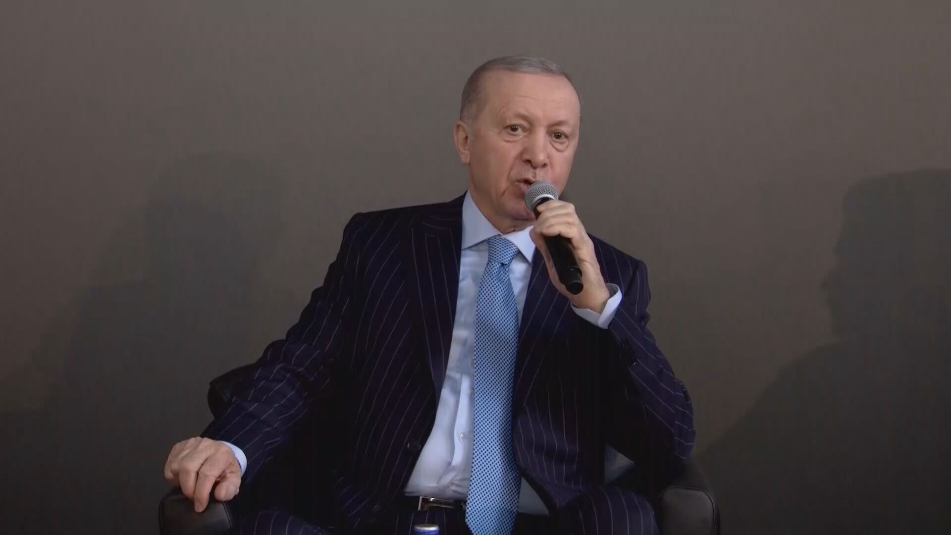 I S T A N B U L C U M H U R B A S K A N I E R D O G A N K U R E S E 1063224 315478