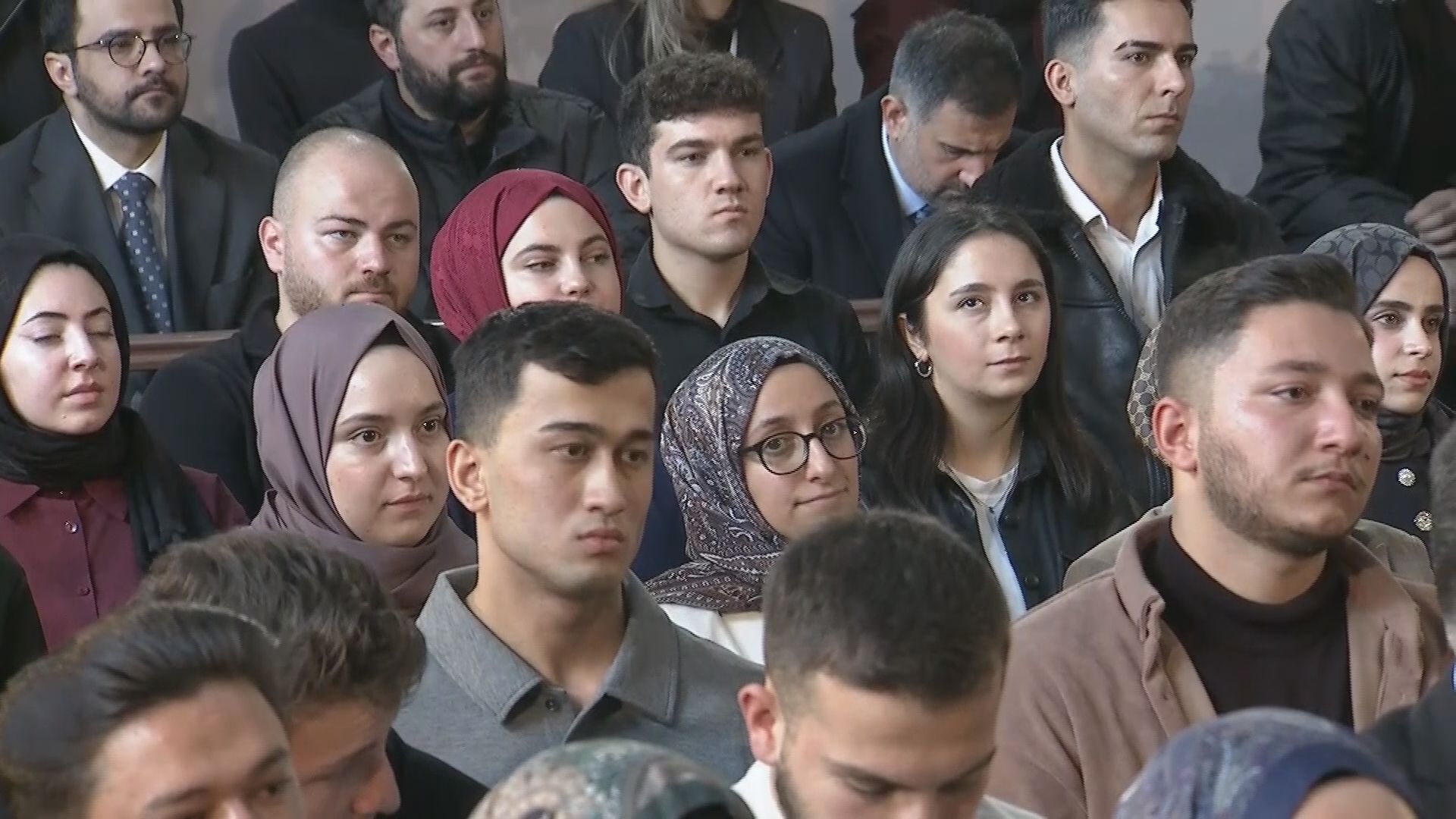 I S T A N B U L C U M H U R B A S K A N I E R D O G A N K U R E S E 1063226 315478