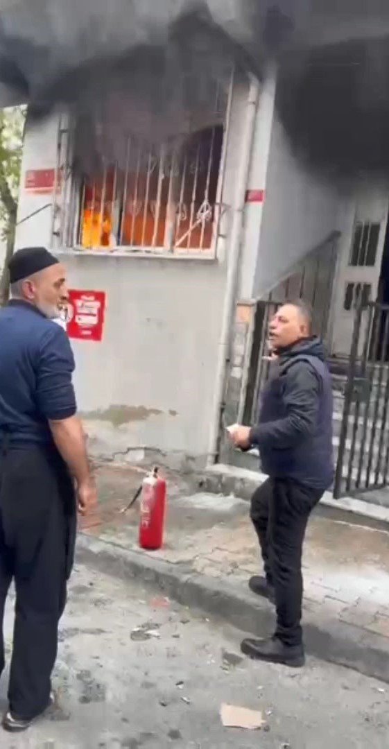 I S T A N B U L E S E N L E R’ D E 5 Y A S I N D A K I C O C U K C 1059709 314494