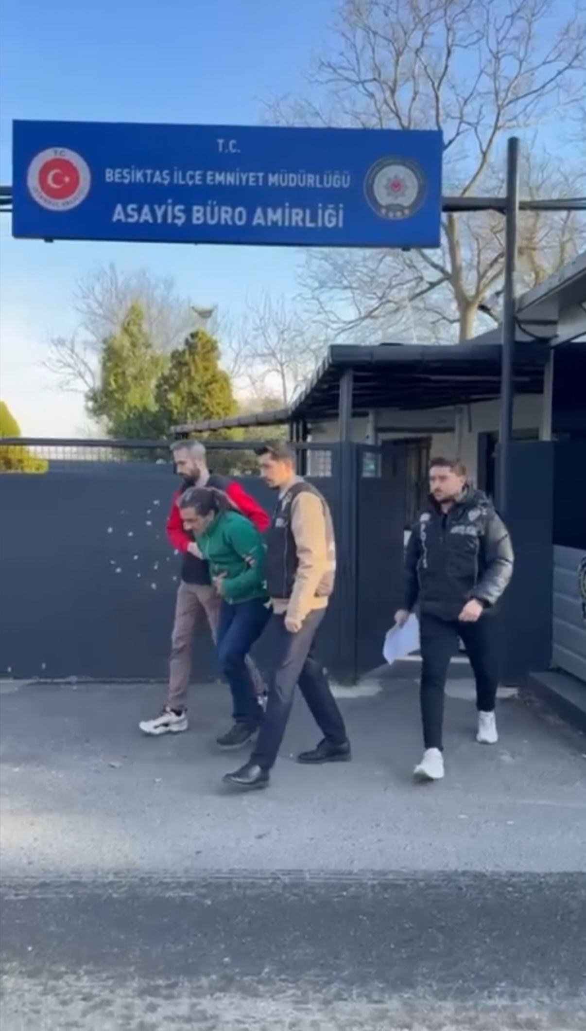 I S T A N B U L F A S’ T A N B E S I K T A S A M I D E S I N D E 1074000 318676