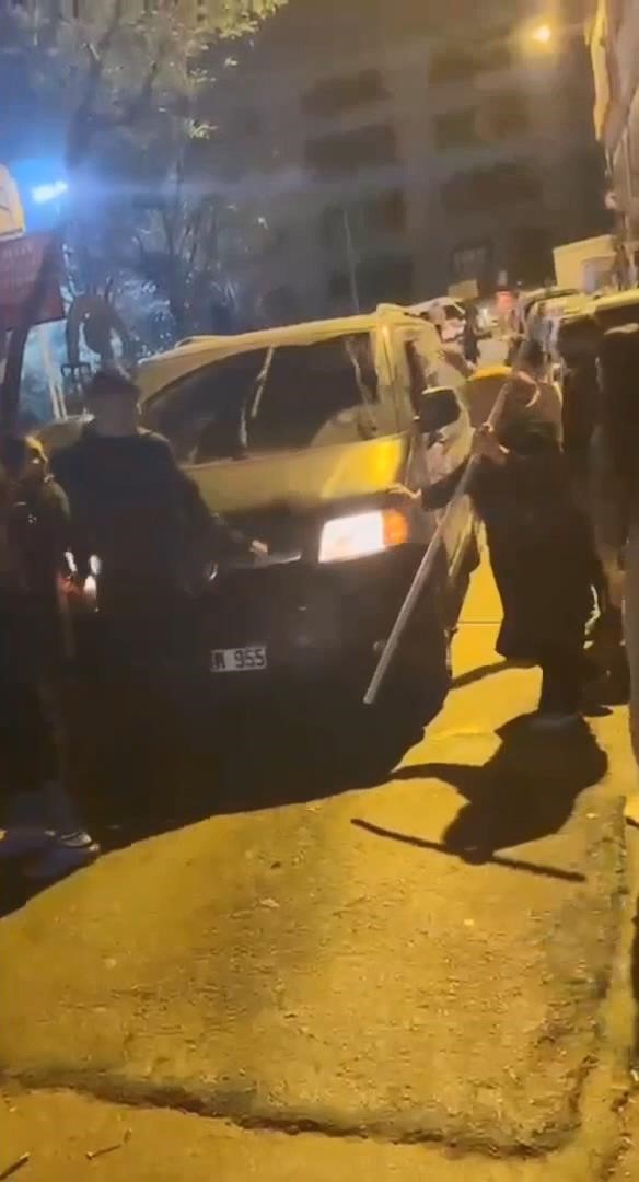 I S T A N B U L G A Z I O S M A N P A S A’ D A K A D I N A S I D D E 1073083 318405