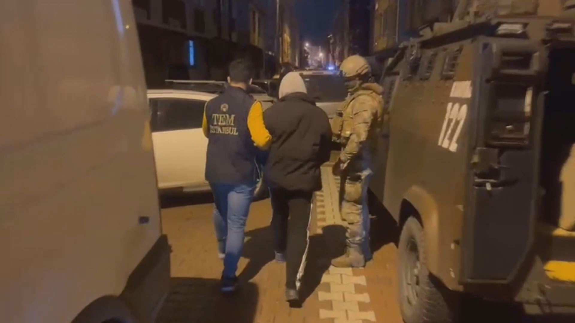 I S T A N B U L I S T A N B U L D A D E A S O P E R A S Y O N U 1089623 323314