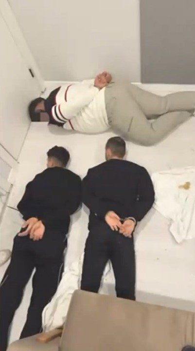 I S T A N B U L I S T A N B U L D A S U C O R G U T L E R I N E O P 1075960 319250