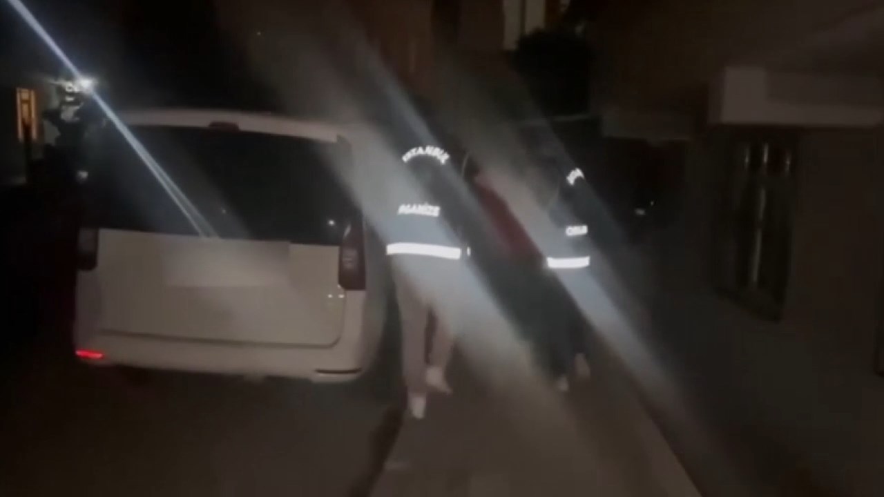 I S T A N B U L I S T A N B U L M E R K E Z L I S U C O R G U T L E R 1045358 310222