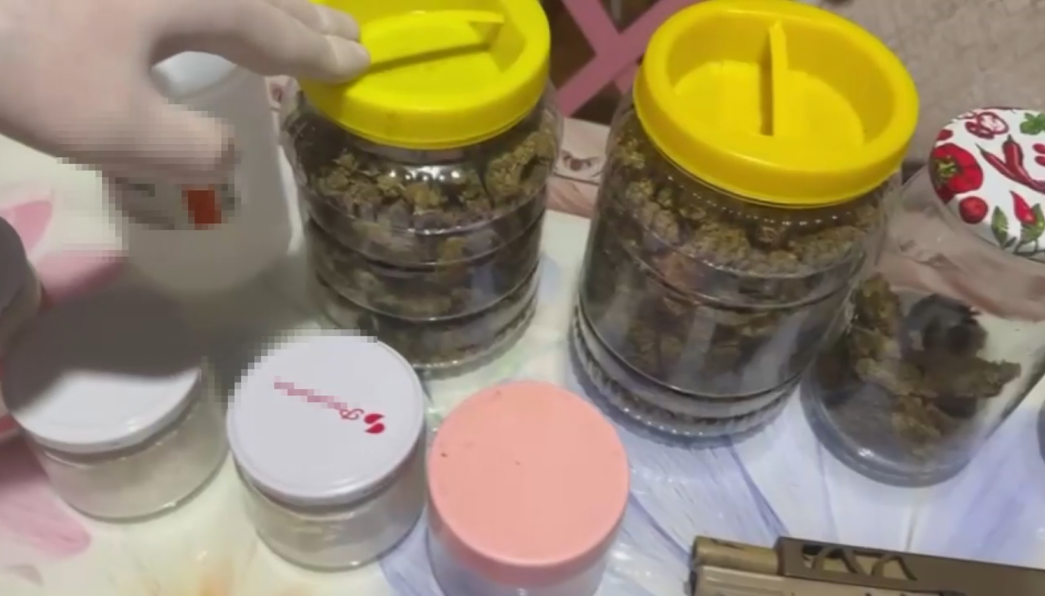 I S T A N B U L K A G I T H A N E’ D E O P E R A S Y O N Y A K L A 1051920 312139