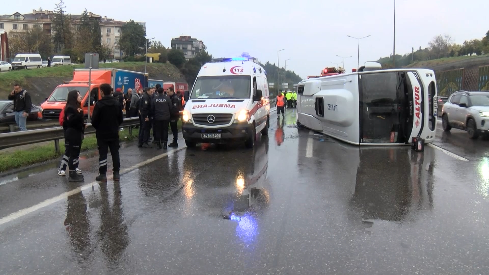 I S T A N B U L M A L T E P E D 100 D E S E R V I S M I N I B 1051757 312043