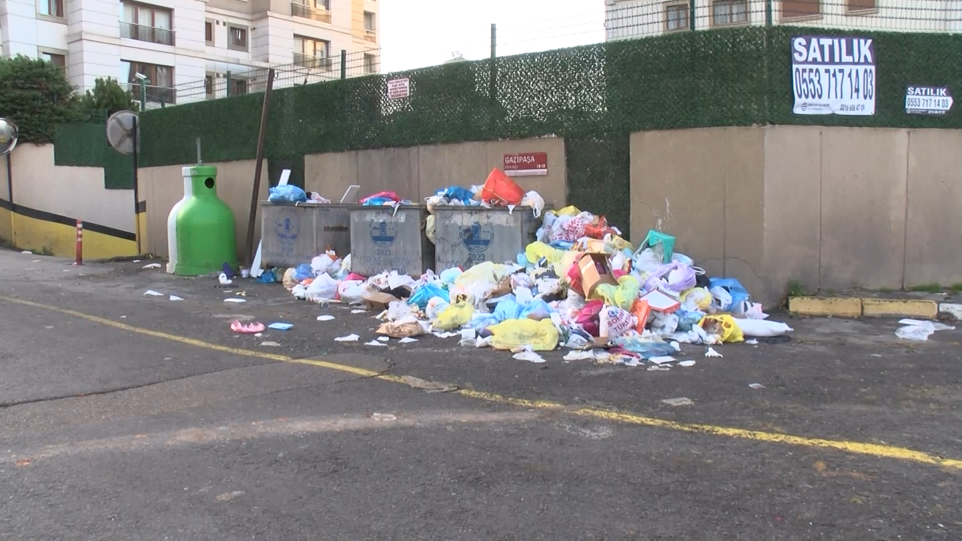 I S T A N B U L M A L T E P E D E C O P L E R T O P L A N M A D I 1044933 310085