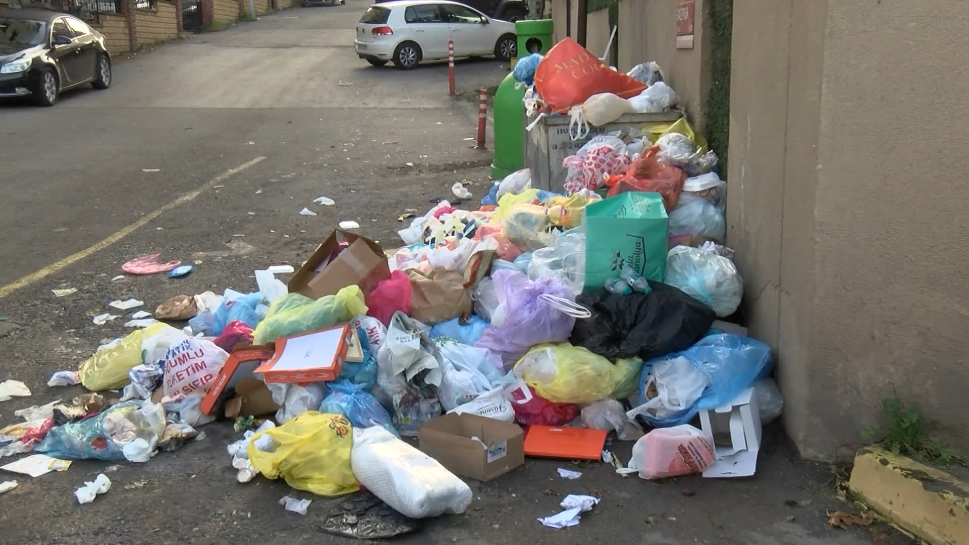 I S T A N B U L M A L T E P E D E C O P L E R T O P L A N M A D I 1044935 310085