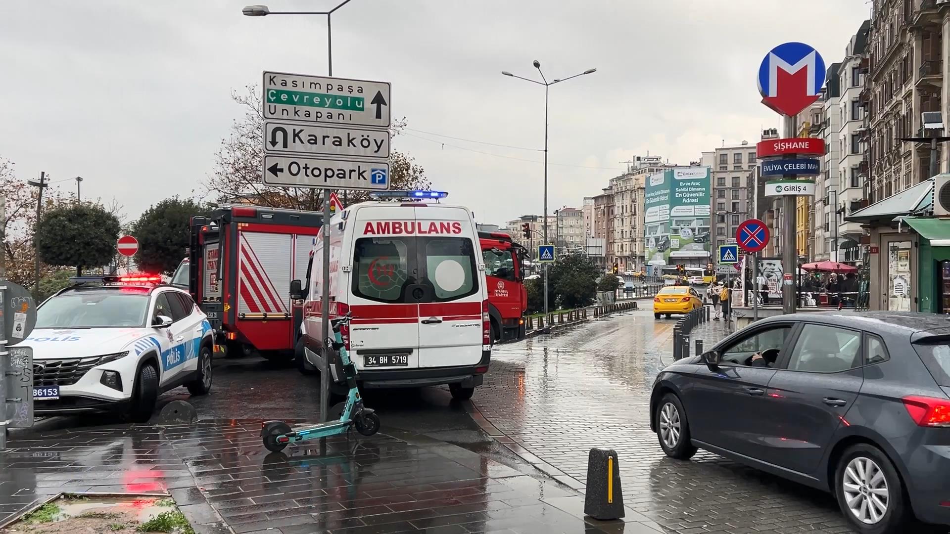 I S T A N B U L S I S H A N E M E T R O I S T A S Y O N U N D A R A 1074508 318731