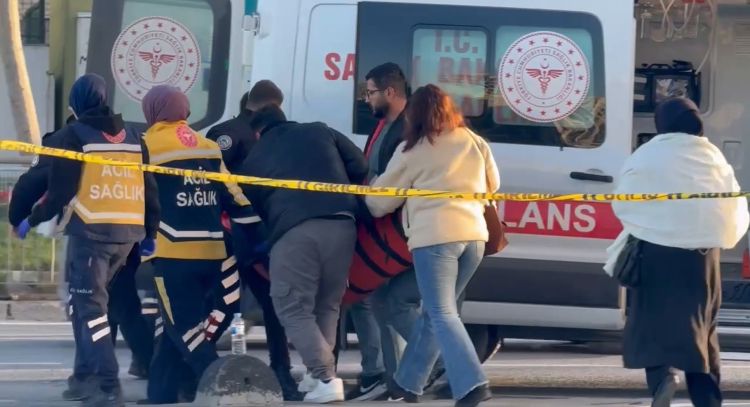 I S T A N B U L S U L T A N G A Z I D E T A K I P E T T I G I C O 1086880 322579