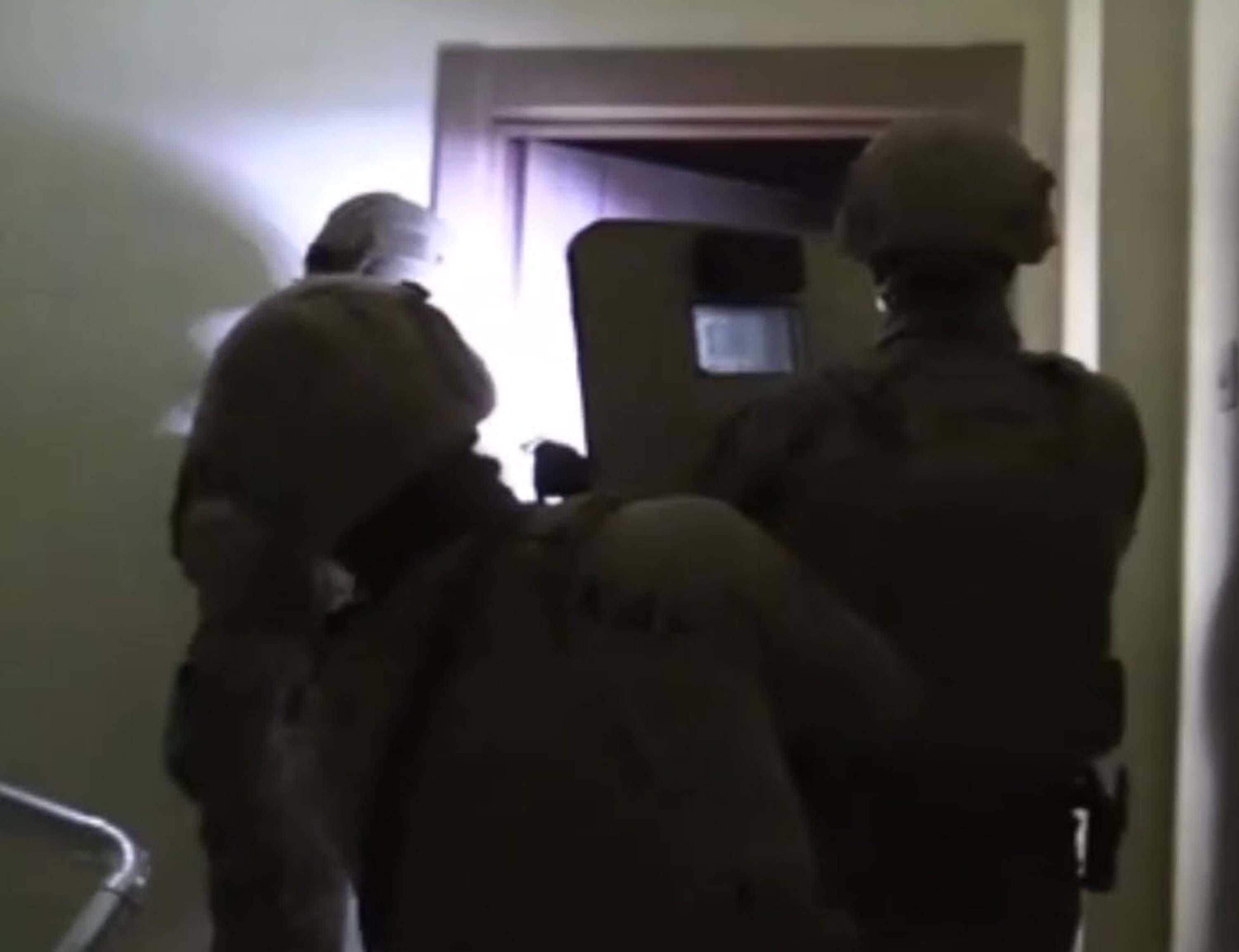 I Z M I R D E F E T O O P E R A S Y O N U 15 G O Z A L T I 1080634 320736