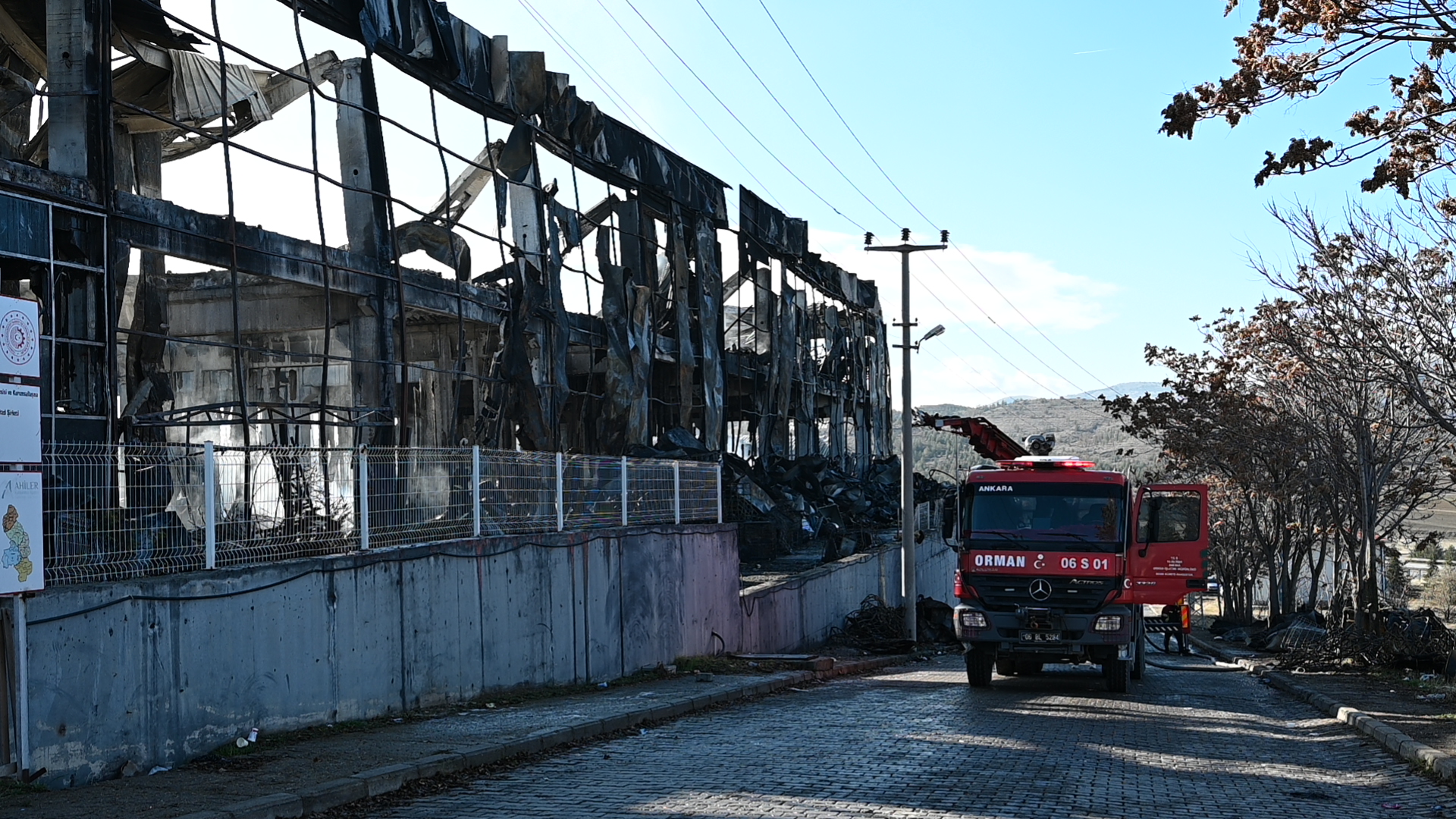 K I M Y A F A B R I K A S I N D A K I Y A N G I N M A D E N I Y A G B 1058374 314077