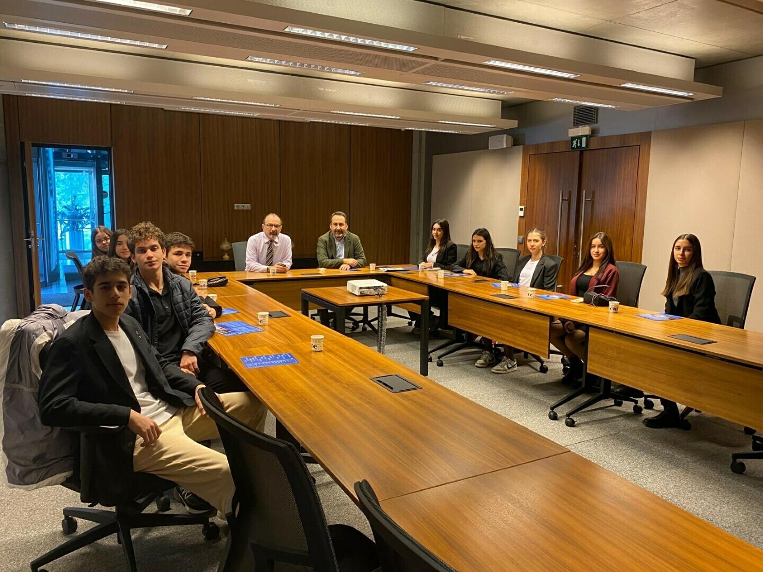 L I S E L I L E R I N K E N D I E N E R J I S I N I U R E T E N B I N A 1041633 309100