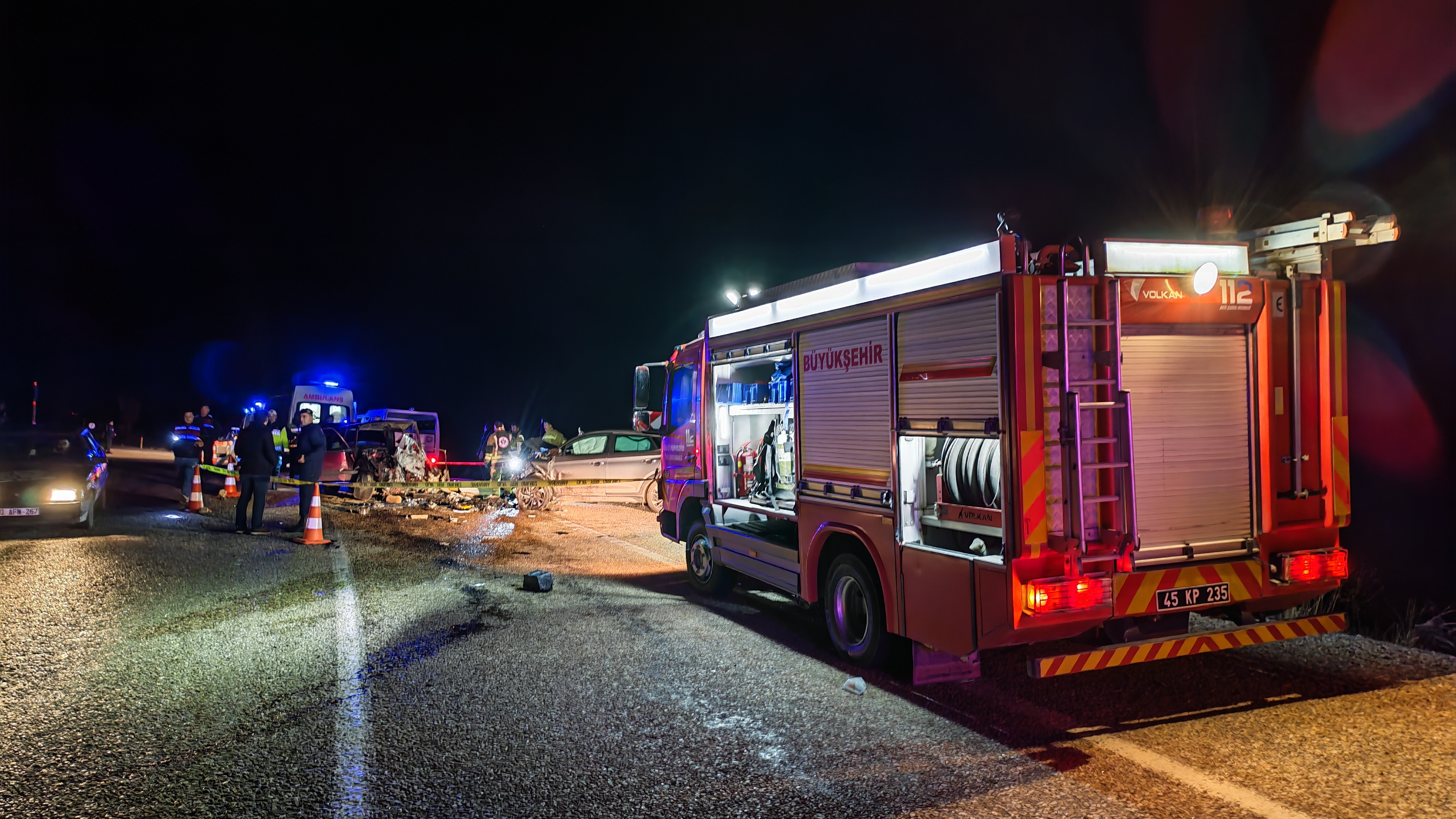 M A N I S A’ D A I K I O T O M O B I L C A R P I S T I 3 O L U 1081854 321125