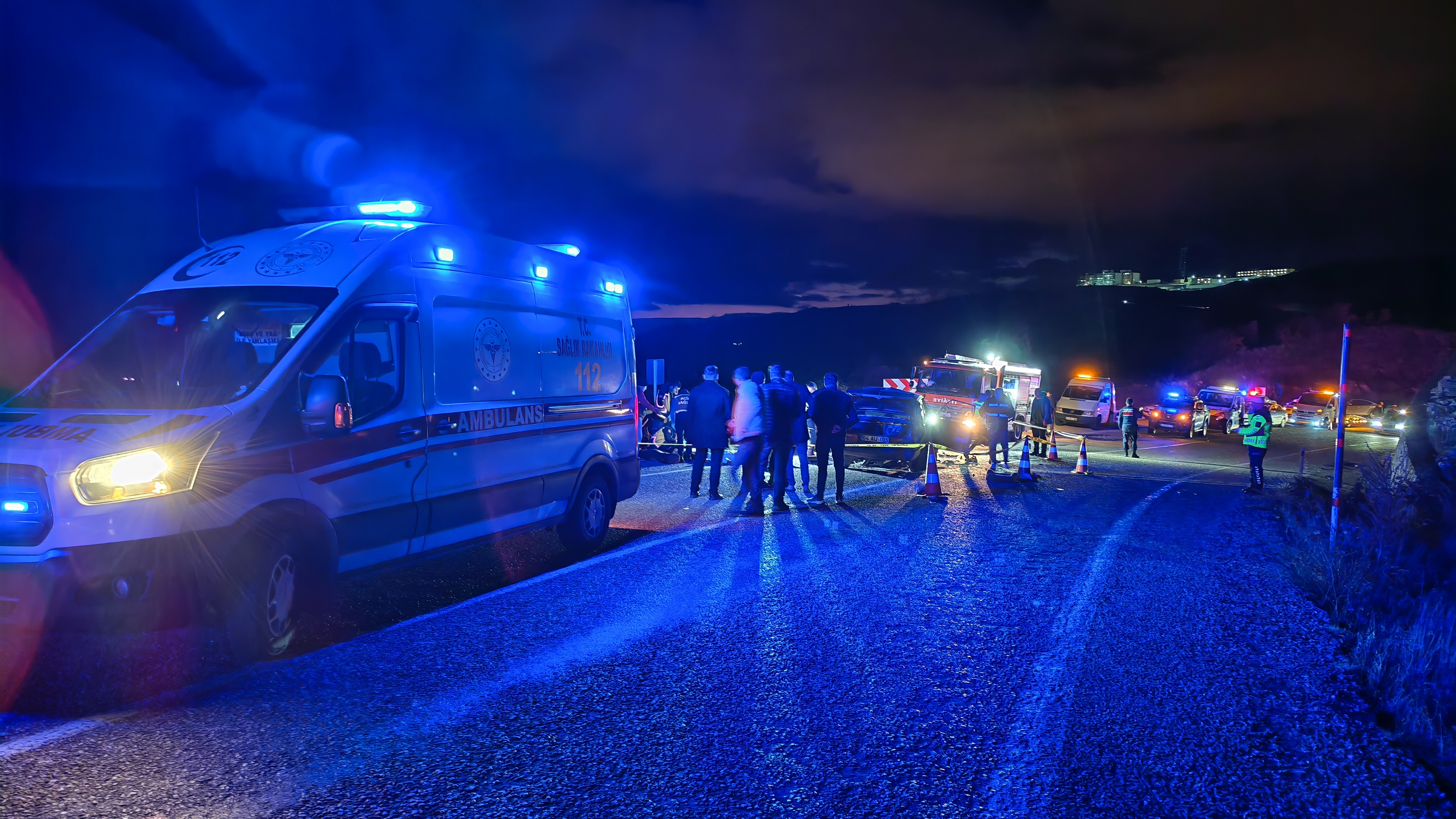 M A N I S A’ D A I K I O T O M O B I L C A R P I S T I 3 O L U 1081856 321125