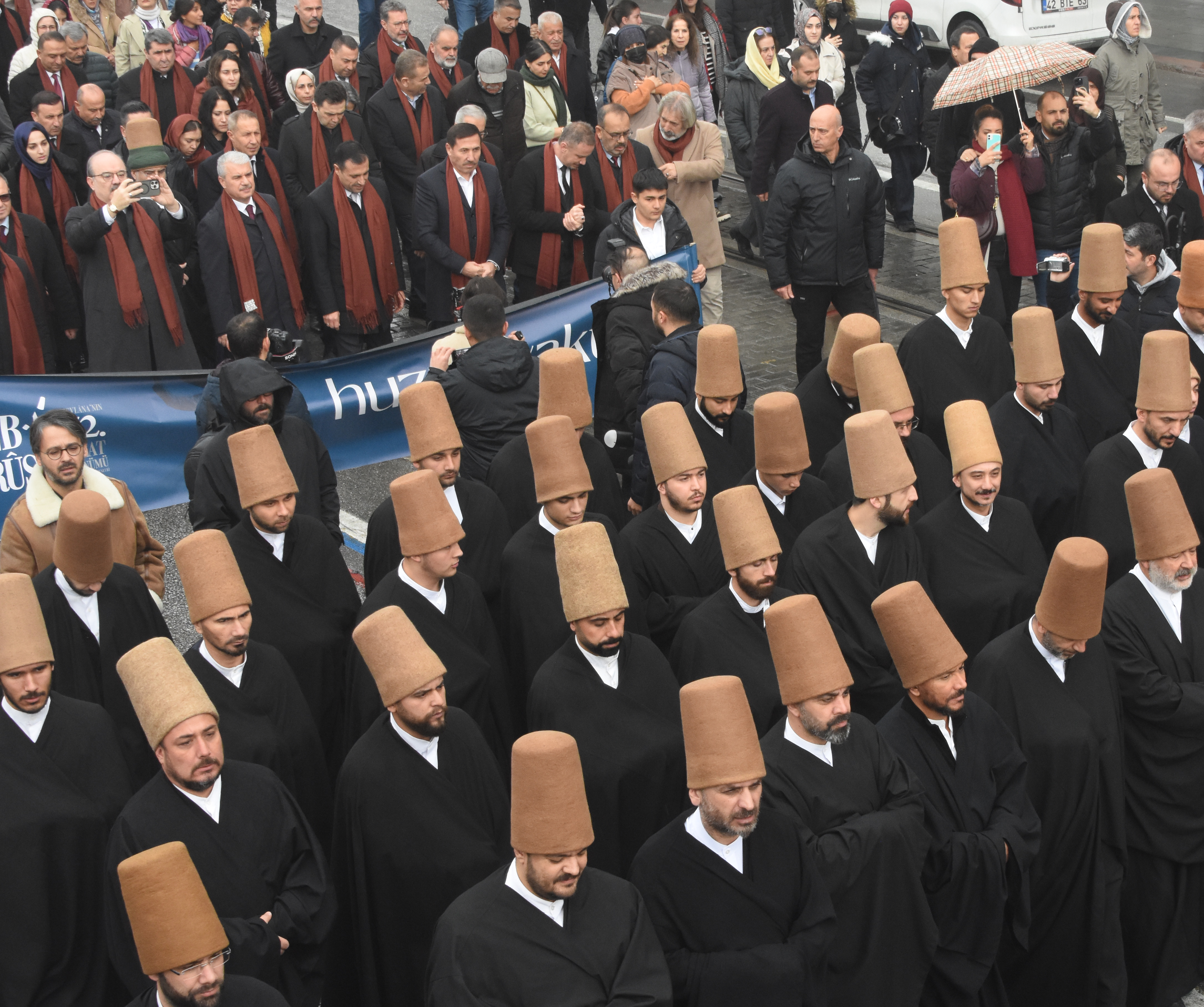 M E V L A N A Y I A N M A T O R E N L E R I K O N Y A D A H U Z U 1051895 312079