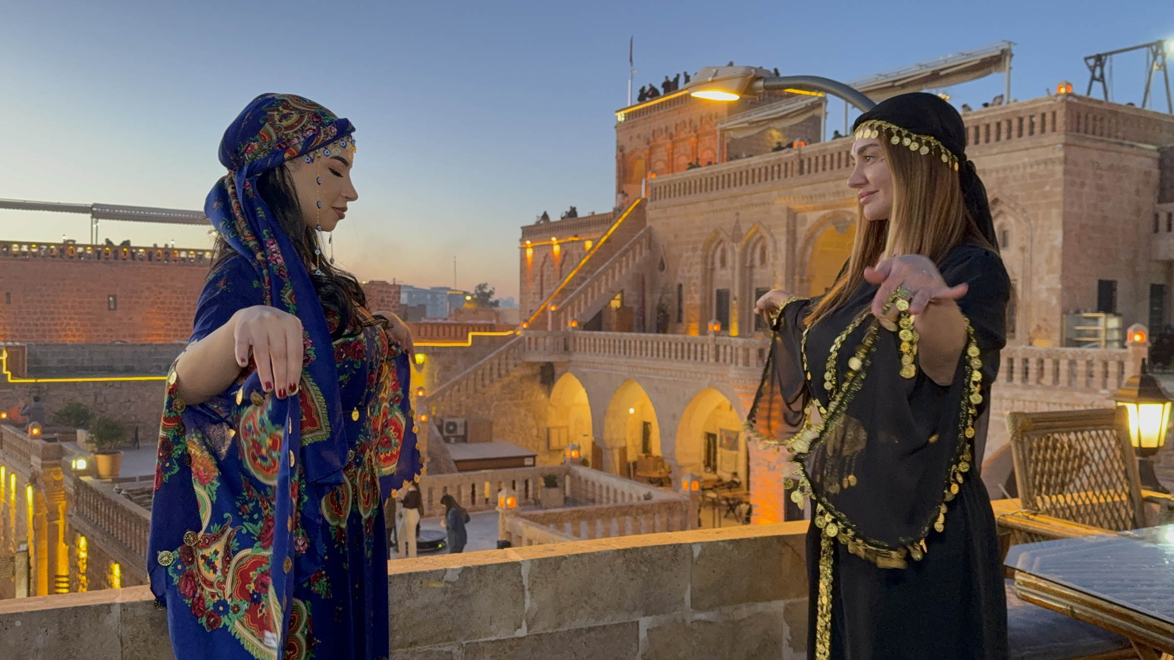 M I D Y A T’ T A T U R I Z M K I S I N D A D E V A M E D I Y O R 1073061 318402