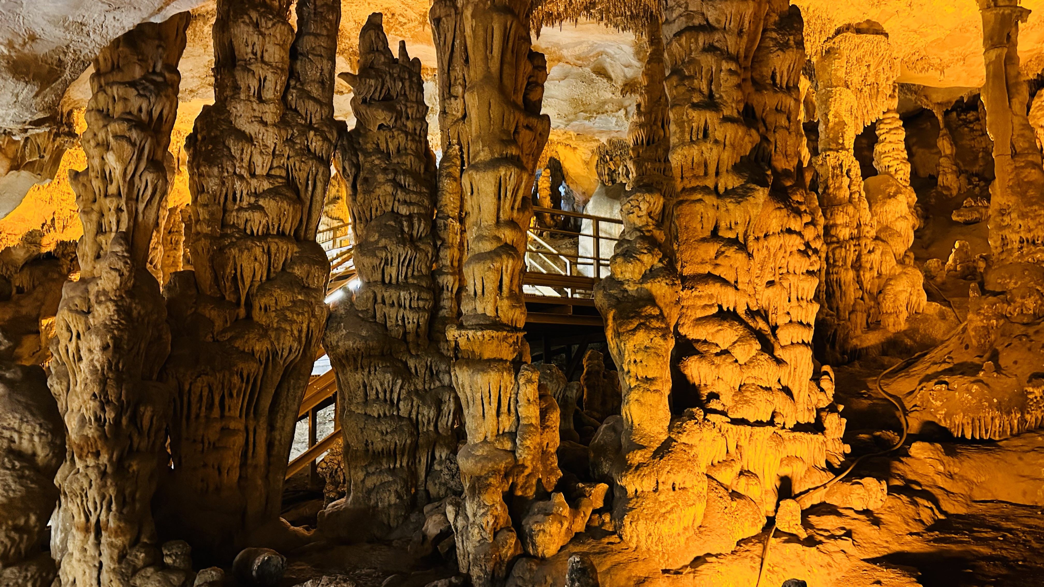 S A H I K A E R C U M E N’ I N D E D A L D I G I A Y N A L I G O L M 1081424 320977