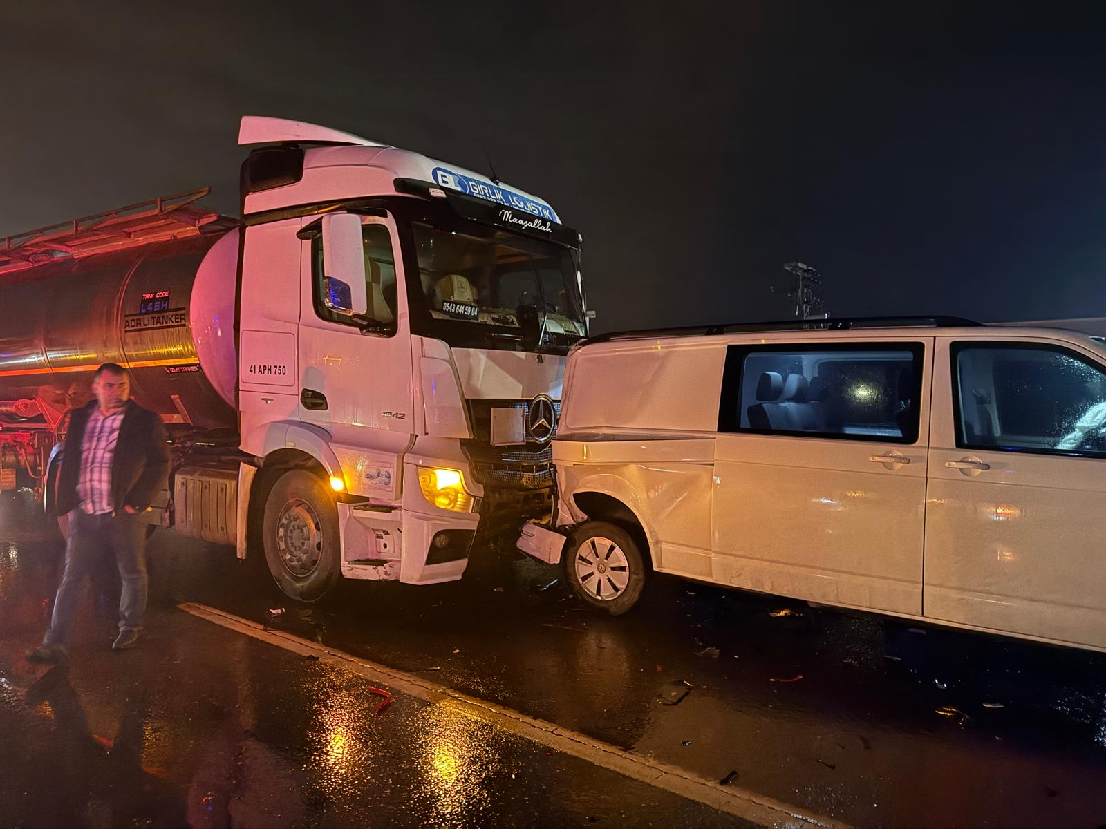 S A K A R Y A D A Z I N C I R L E M E K A Z A 12 Y A R A L I 1063424 315529