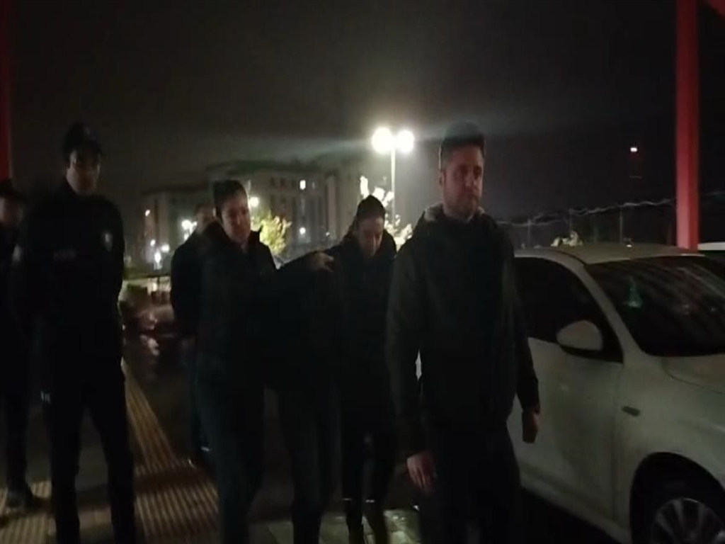 S A R K I C I G U L L U’ N U N K I Z I I L E A R K A D A S I G U R 1058034 313966