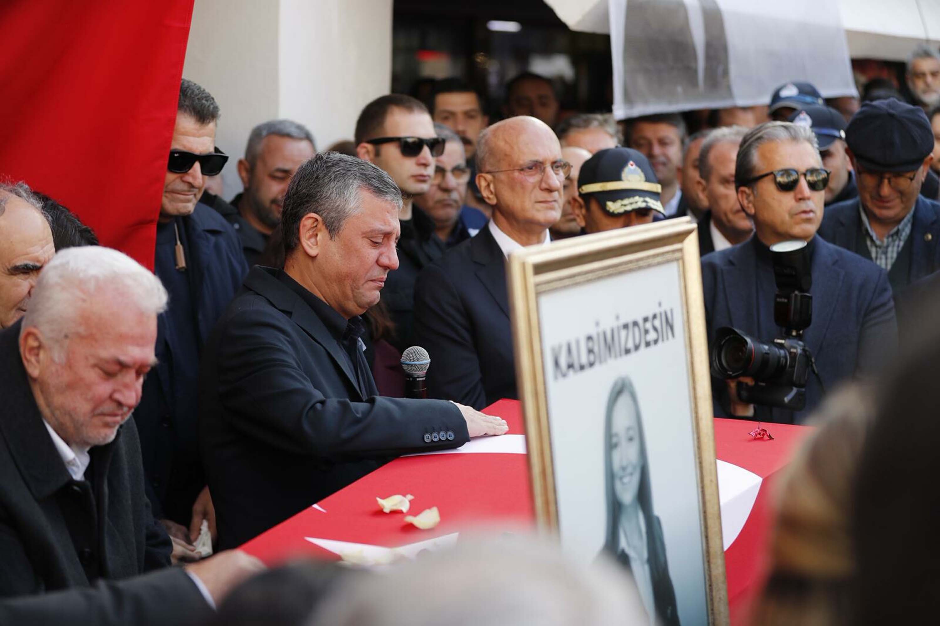 S E H Z A D E L E R B E L E D I Y E B A S K A N I G U L S A H D U R B A 1064279 315802