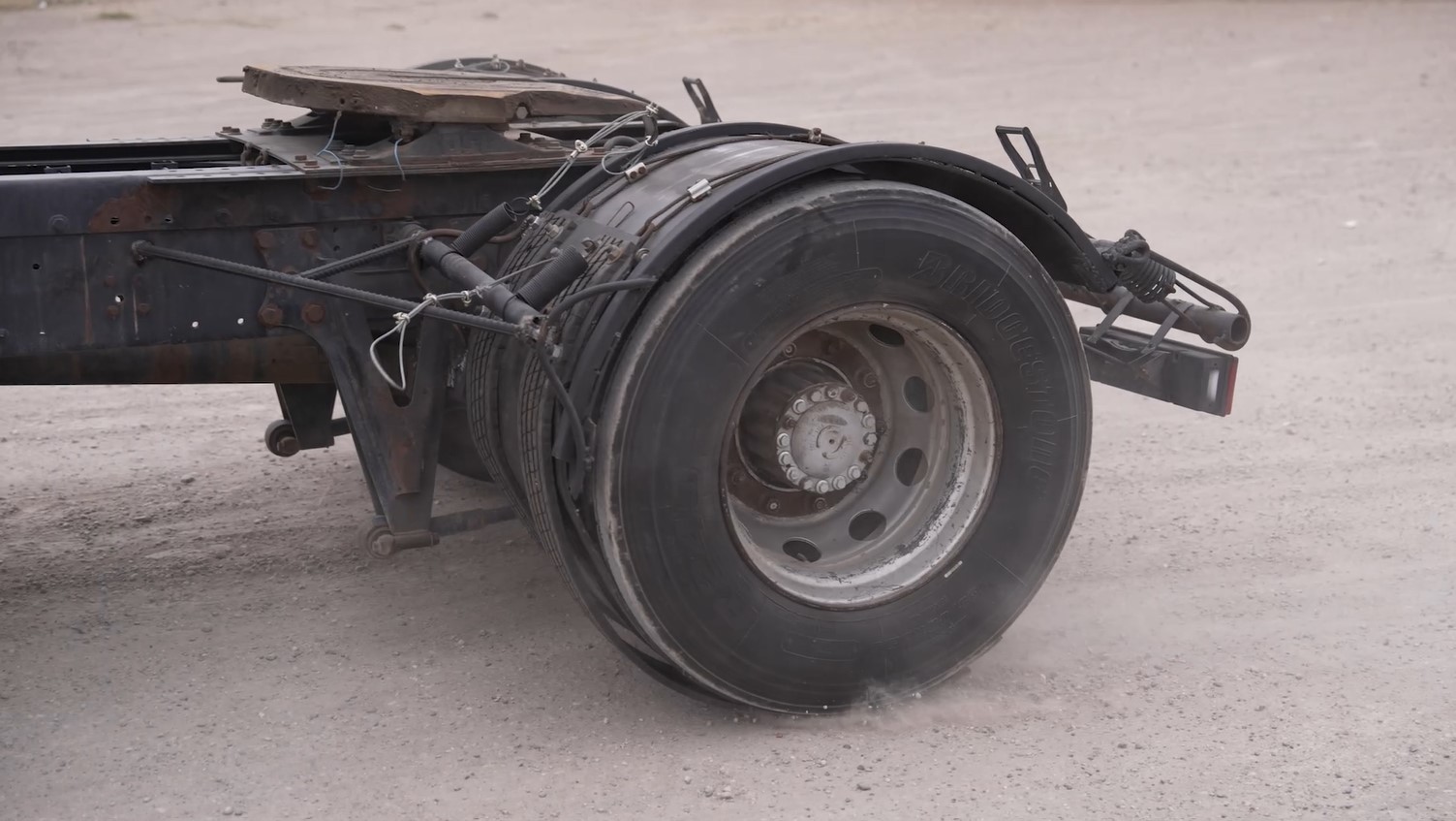 S I L O P I L I M A R A N G O Z U S T A S I N D A N K A Z A L A R A K A 1051818 312076