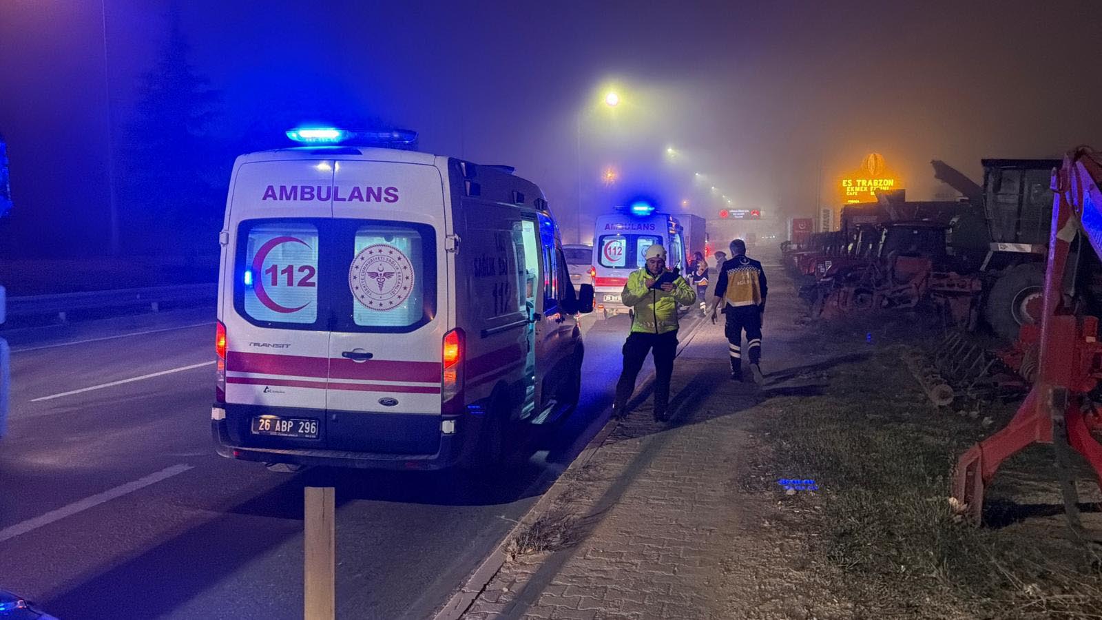 T I R’ I N A R K A D A N C A P T I G I S E R V I S M I N I B U S U N D 1060806 314813