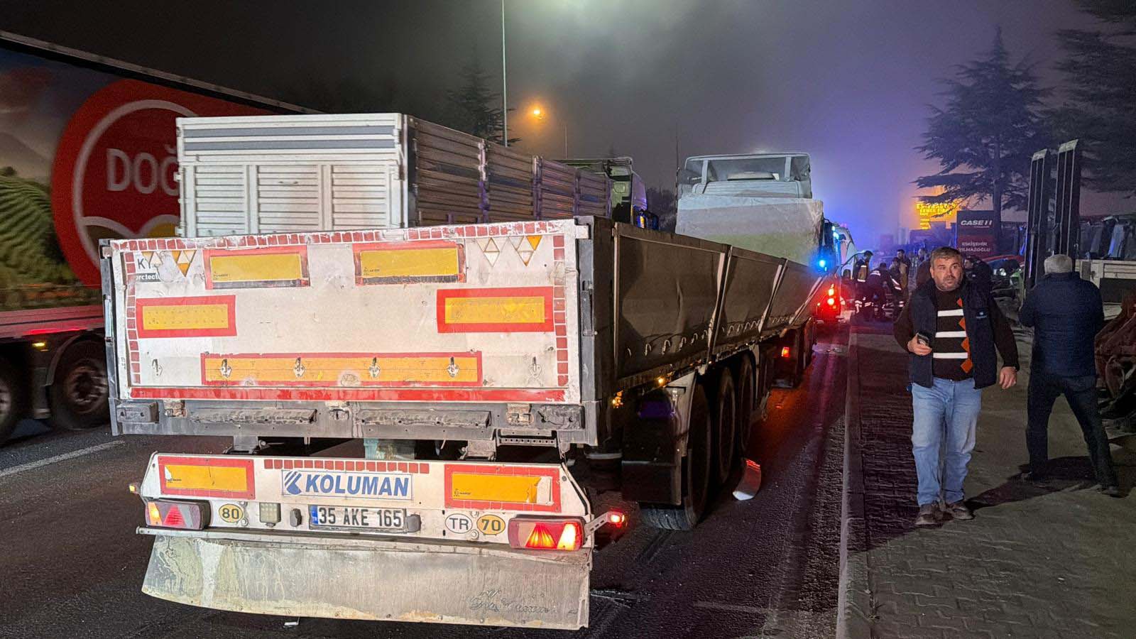 T I R’ I N A R K A D A N C A P T I G I S E R V I S M I N I B U S U N D 1060810 314813