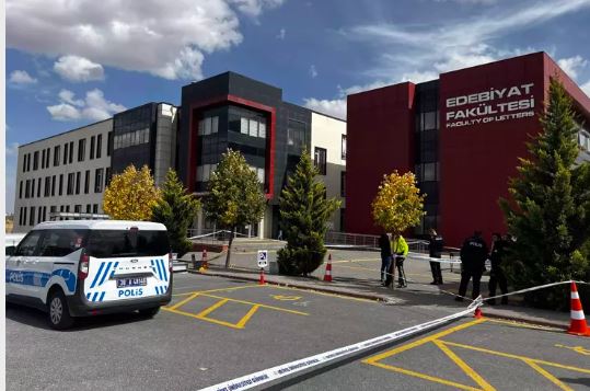 U N I V E R S I T E D E E S K I E S I N I O L D U R E N S A N I K O 1056500 313538