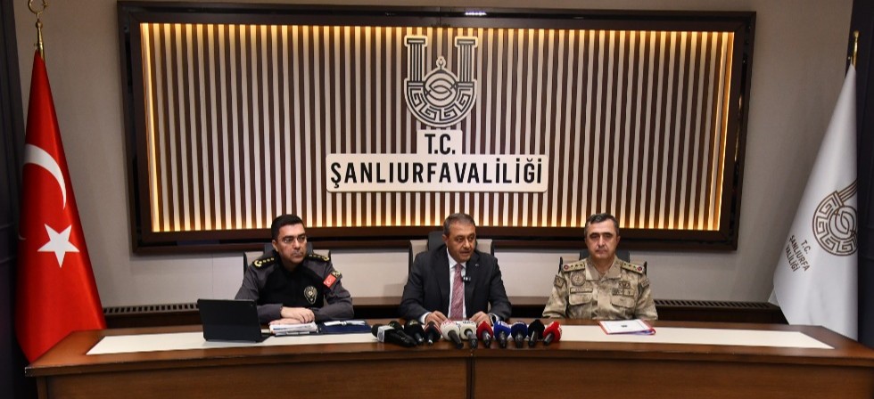 V A L I S I L D A K S A N L I U R F A’ D A B U Y I L 54 C I N A 1043077 309529