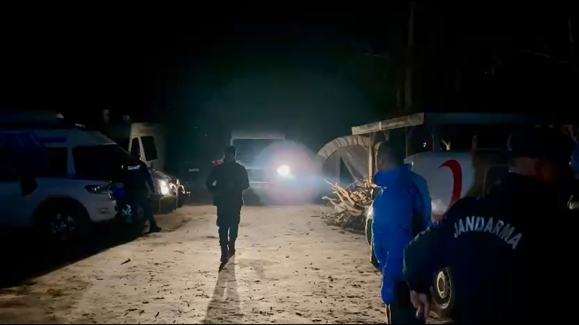 B A L I K E S I R I N E R D E K I L C E S I N D E K A Y B O L A N E L 1098174 325963