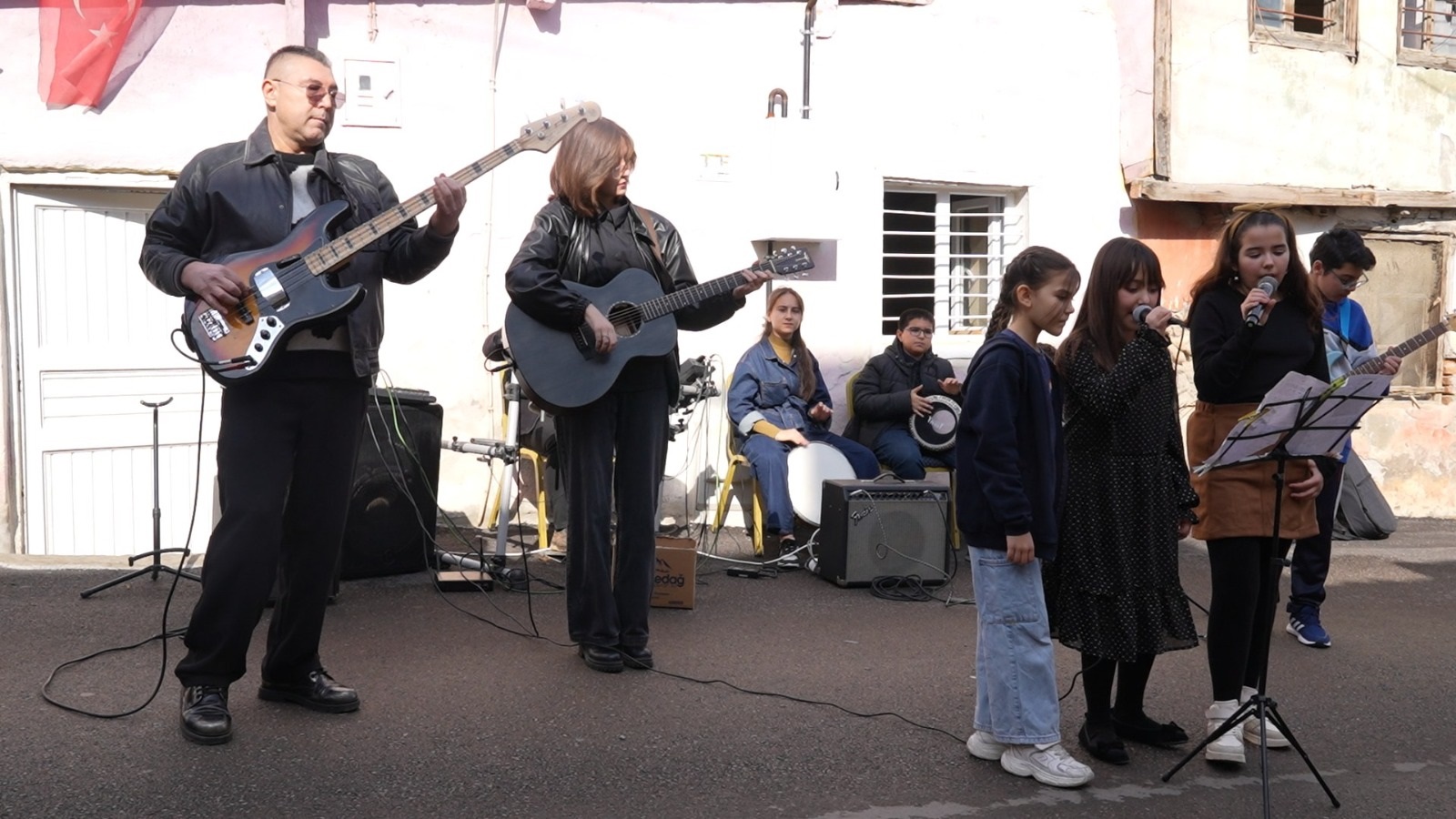 B A R I S M A N C O O L U M Y I L D O N U M U N D E C O C U K K E 1139963 338503