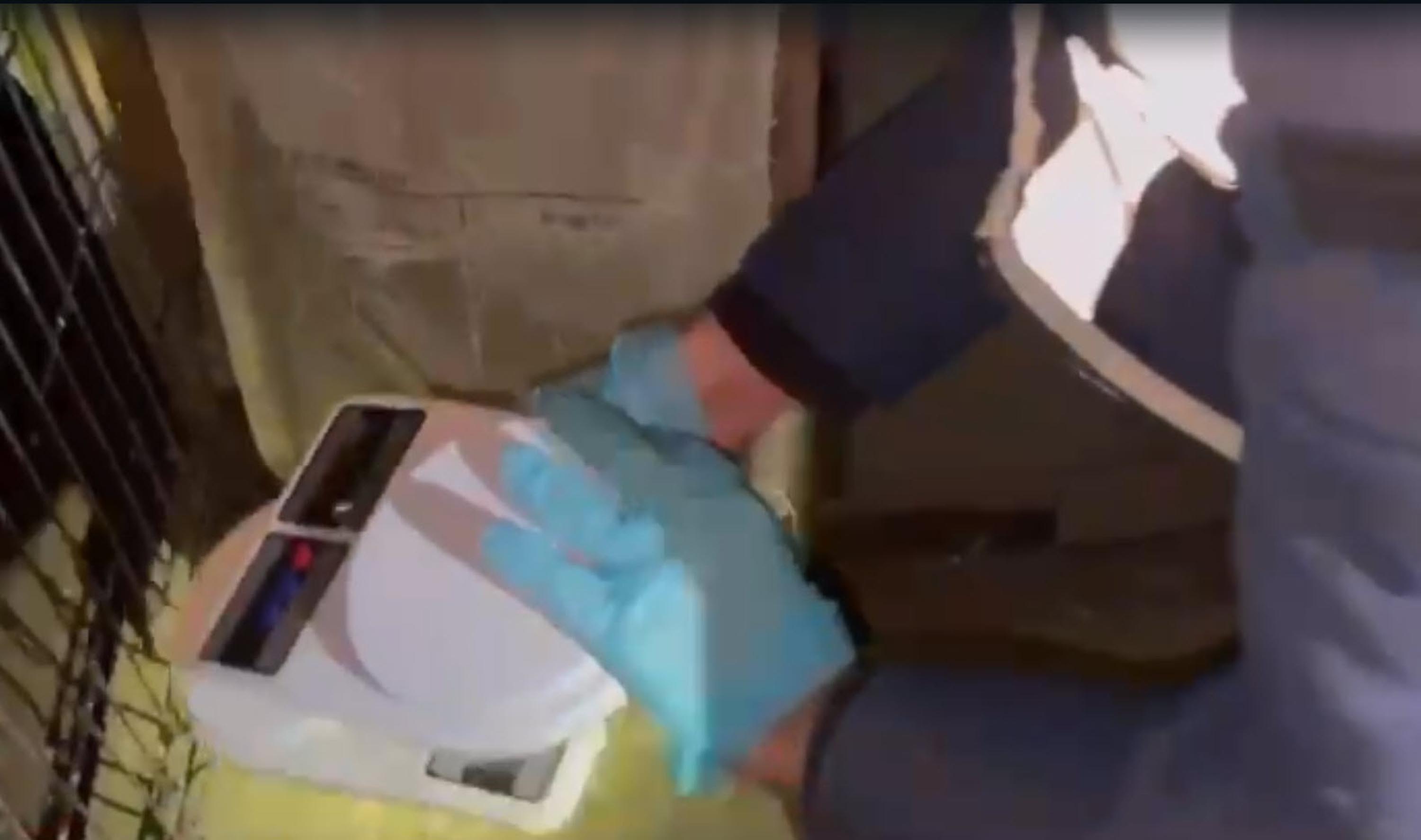 C A T I D A K I K U S K U M E S I N E G I Z L E M I S U Y U S T U R U C 1124409 333630