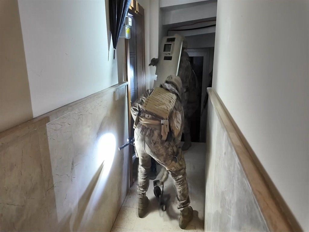 D E A S V E E L K A I D E O P E R A S Y O N U N D A 30 S U P H E L 1092525 324289