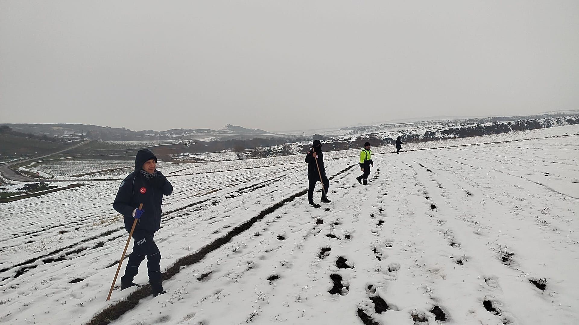 D I Y A R B A K I R’ D A K A Y I P K A D I N B I R H A F T A D I R A 1138115 337887