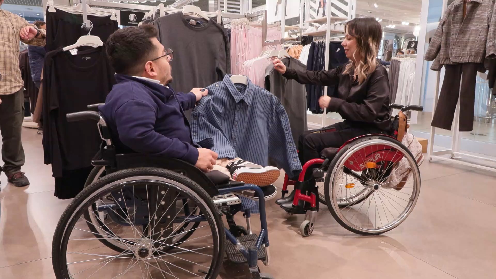 E N G E L L I B I R E Y L E R I C I N T A S A R L A N A N G I Y I M K 1135316 337043