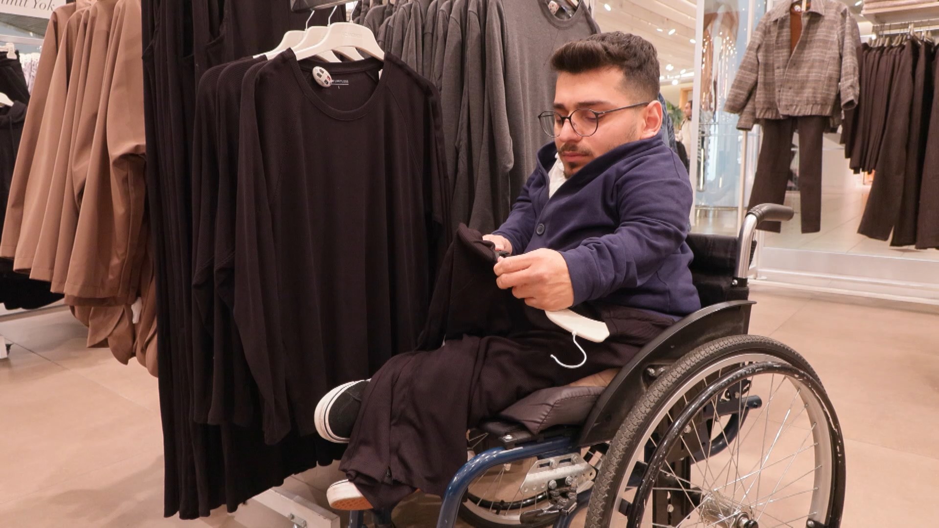 E N G E L L I B I R E Y L E R I C I N T A S A R L A N A N G I Y I M K 1135317 337043