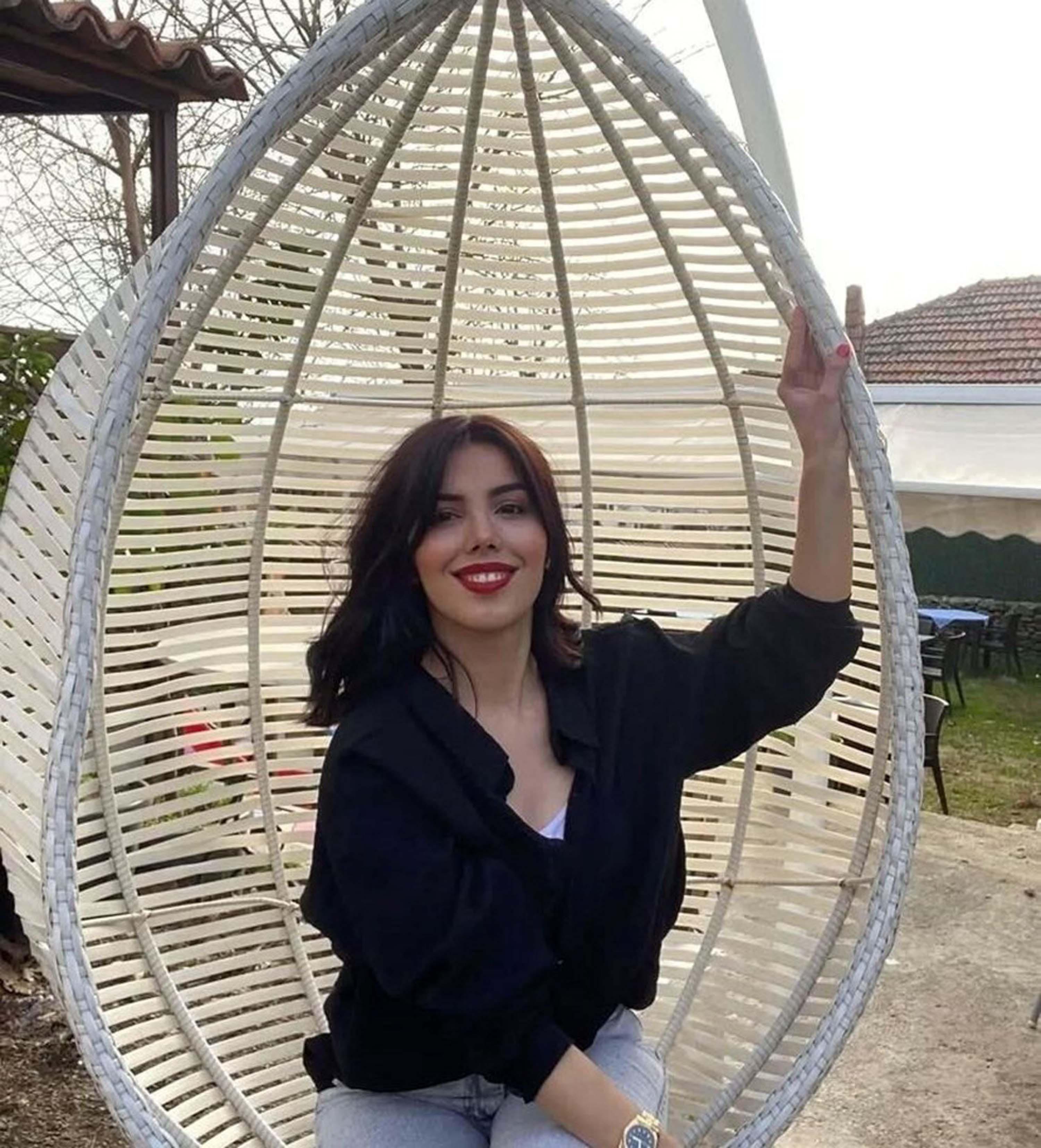 F A T M A 4 M E T R E S U R U K L E N I P U C K E Z Y E R E V U 1128348 334979