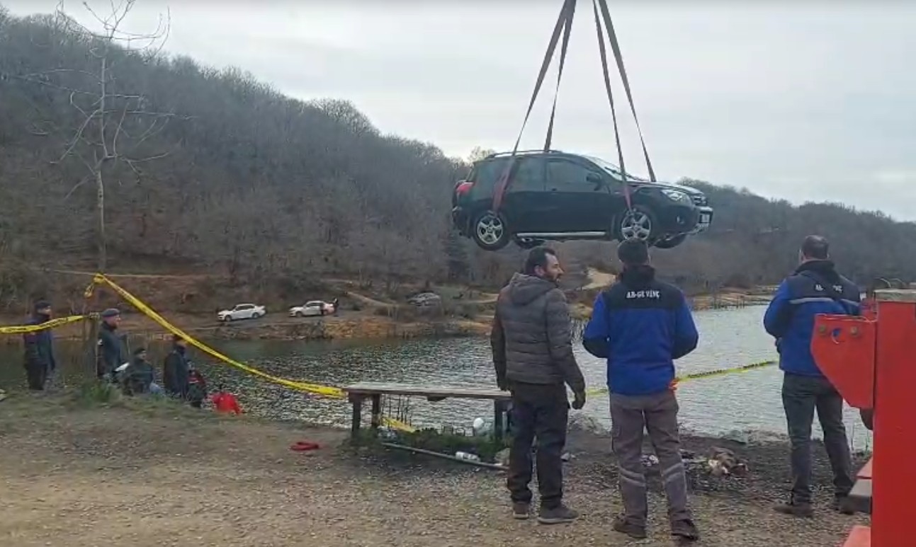 G O L E T T E O T O M O B I L D E C E S E D I B U L U N A N E L I F’ I 1098668 326109