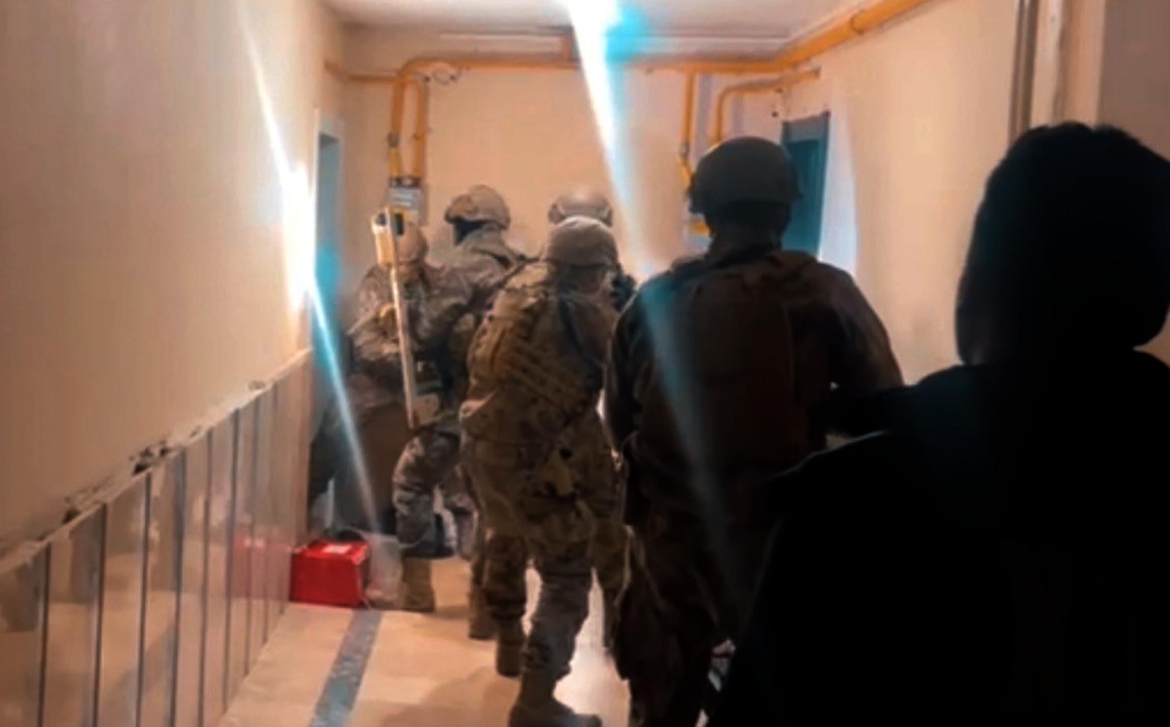 H E L I K O P T E R D E S T E K L I U Y U S T U R U C U O P E R A S Y O N 1118598 331978