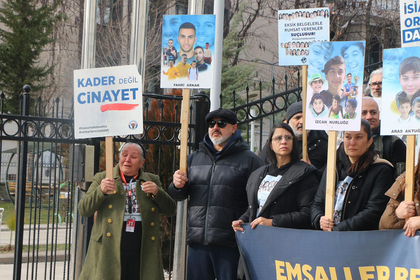 I S I A S O T E L’ E I L I S K I N K A M U G O R E V L I L E R I N I N 1124262 333588